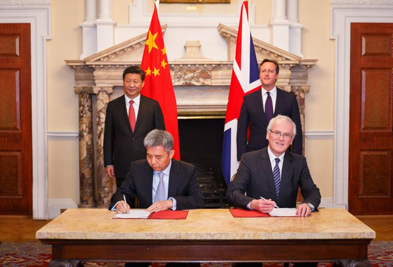2015年10月21日，在習近平同志和英國首相卡梅倫的共同見證下，中國廣核集團和法國電力公司正式簽訂英國新建核電項目的投資協議。
